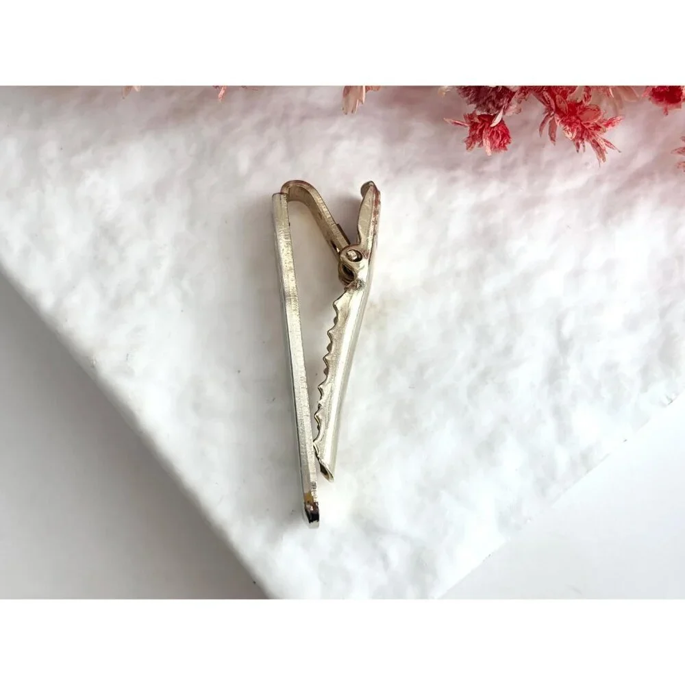 Minimalist 80's Style Smooth Gold Toned Vintage Men's Tie Bar | Tie Clip